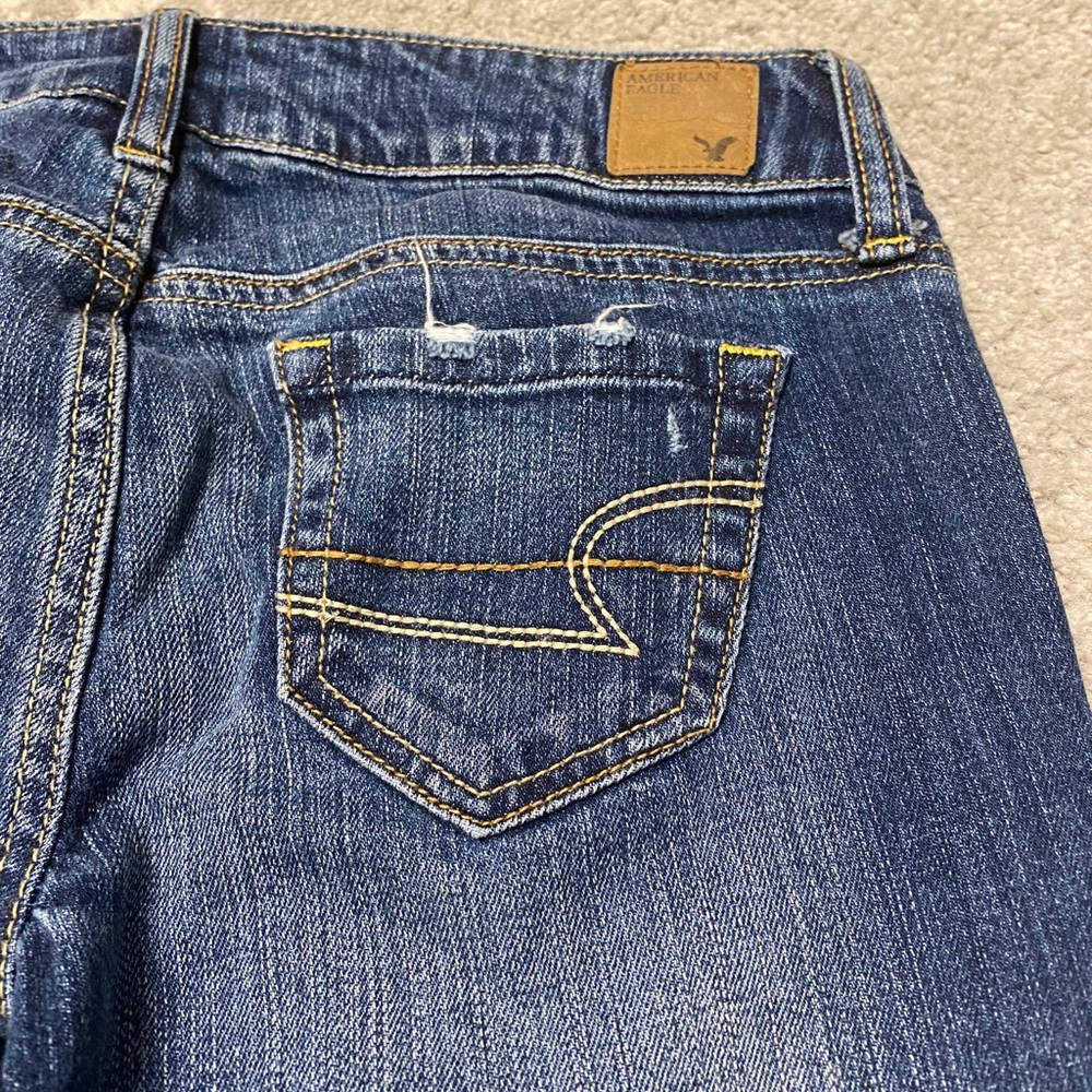 American eagle NWOT boyfriend jeans - Picture 2 of 3